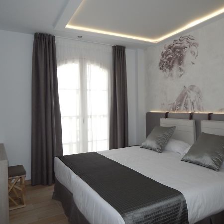 Hostal Boutique Dona Carmen - Adults Recommended Нерха Екстер'єр фото